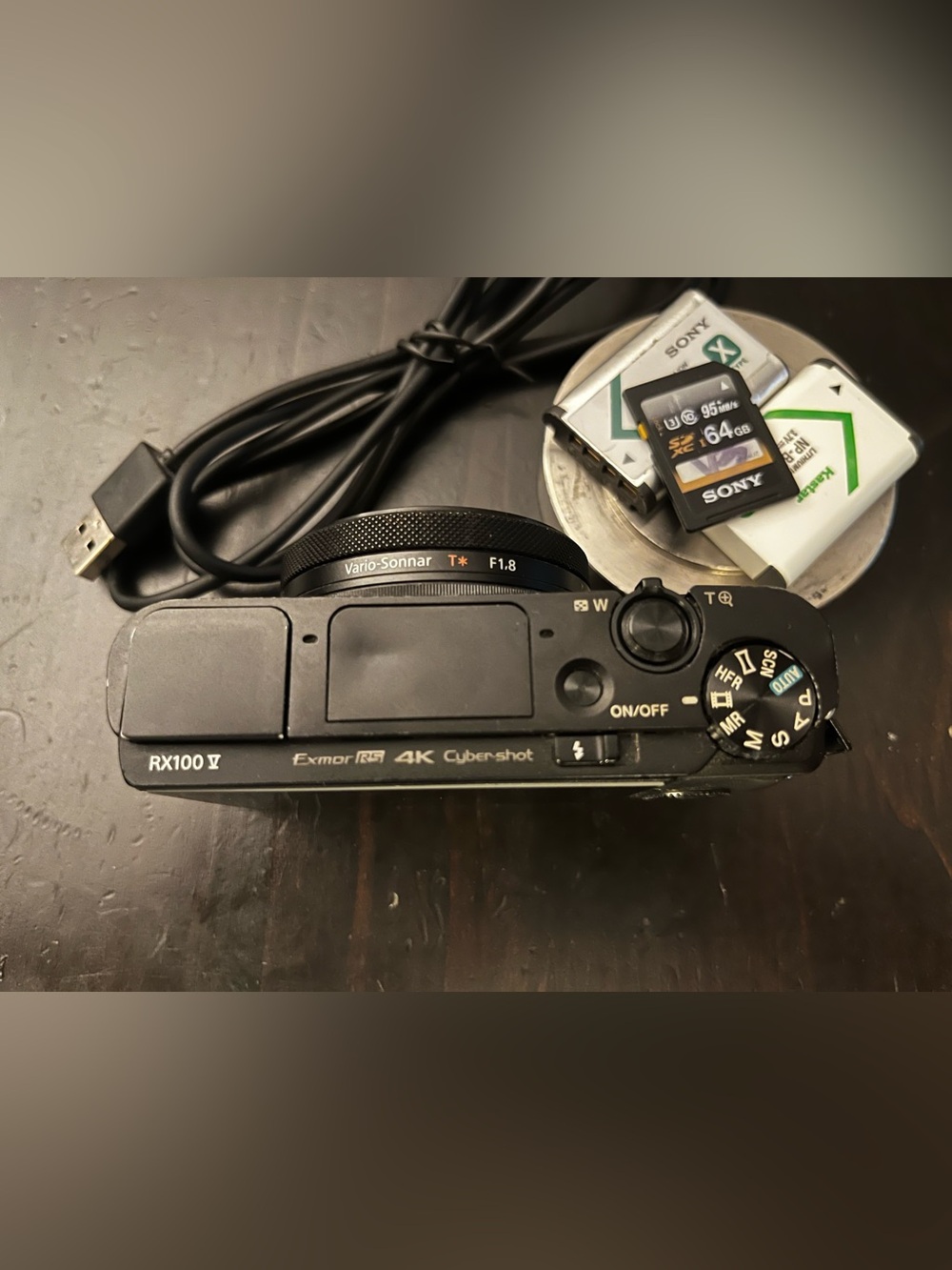 Sony RX100 V - Picture 2 of 9